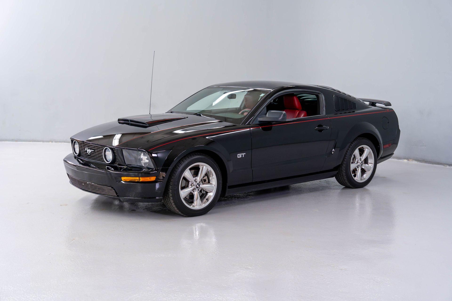 2006 Ford Mustang