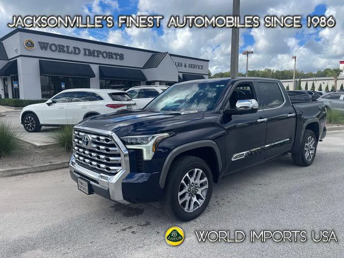 2024 Toyota Tundra CrewMax