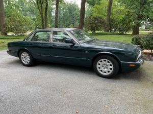 1998 Jaguar XJ8