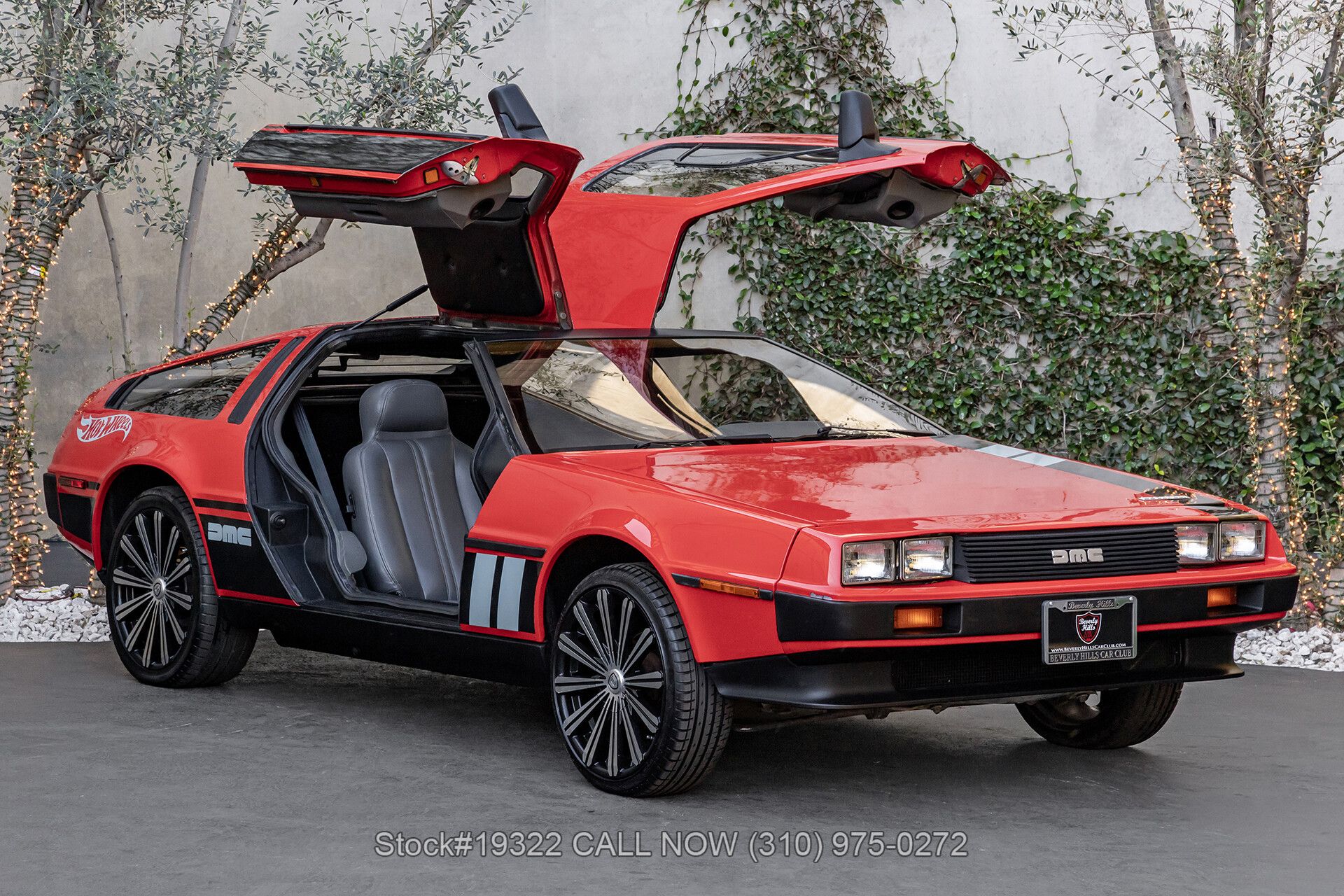 1982 DeLorean DMC-12