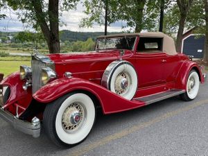 1933 Packard 1004