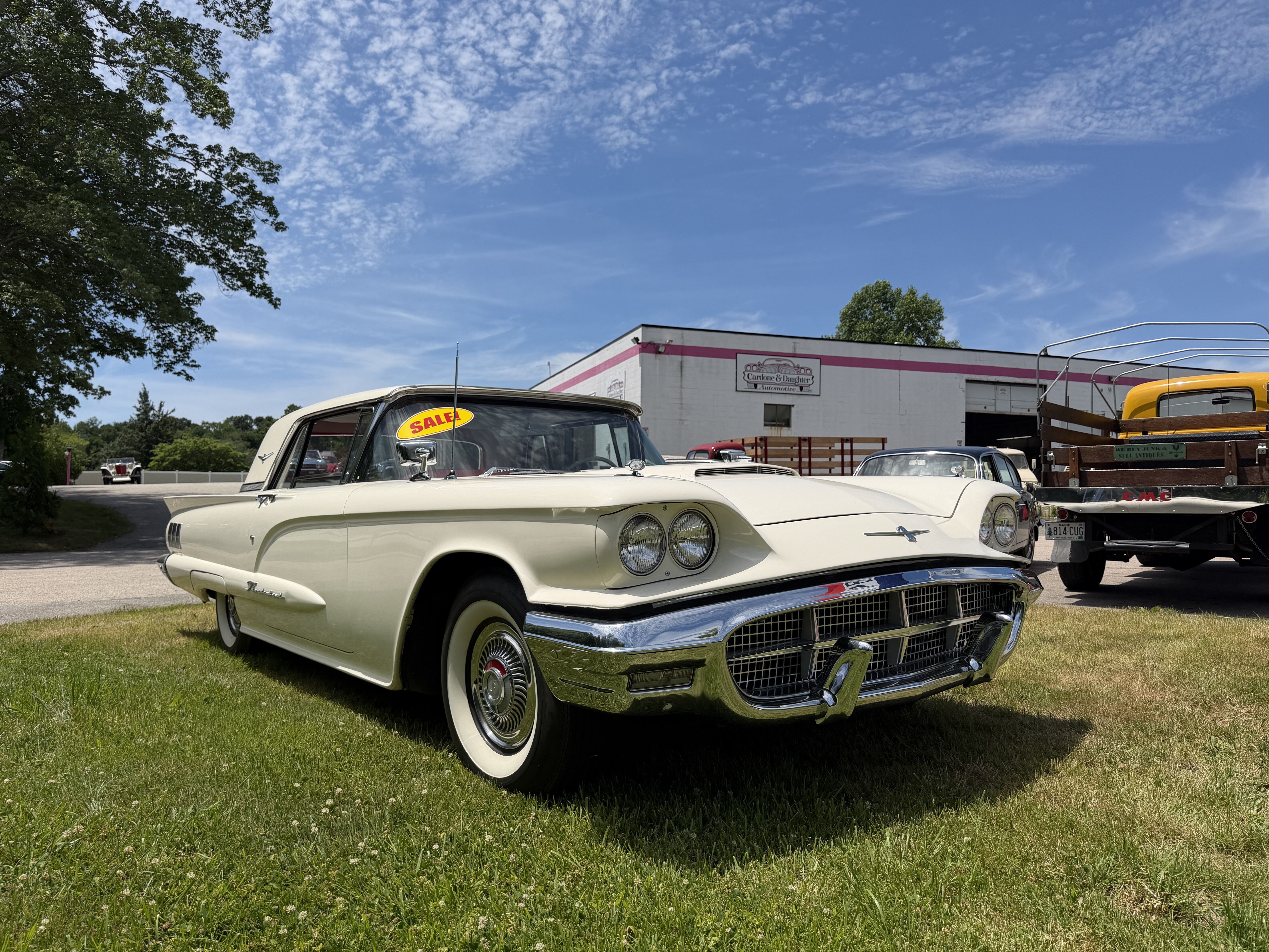 1960 Ford Thunderbird