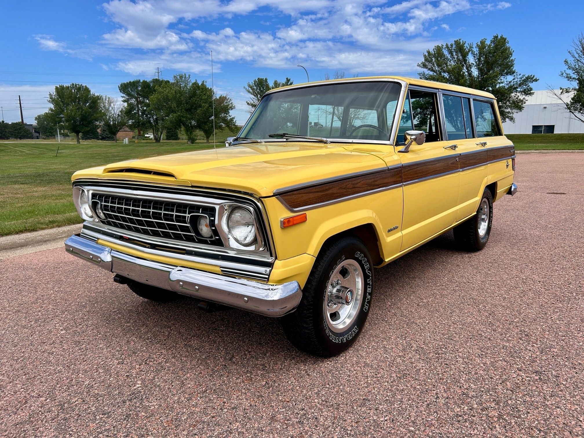 1977 Jeep Wagoneer