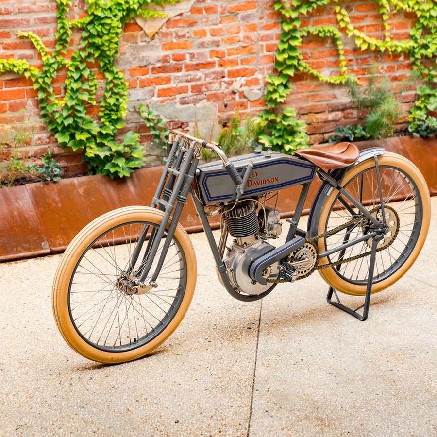 Custom Board Track Racer