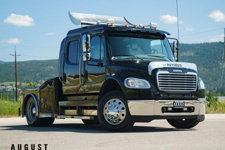 Freightliner P4xl