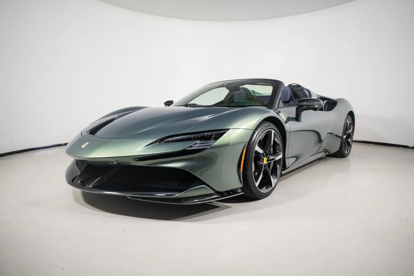 2024 Ferrari SF90 Spider