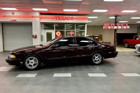 impala.63y　1 1963 Chevrolet Impala Z11's 427 V8