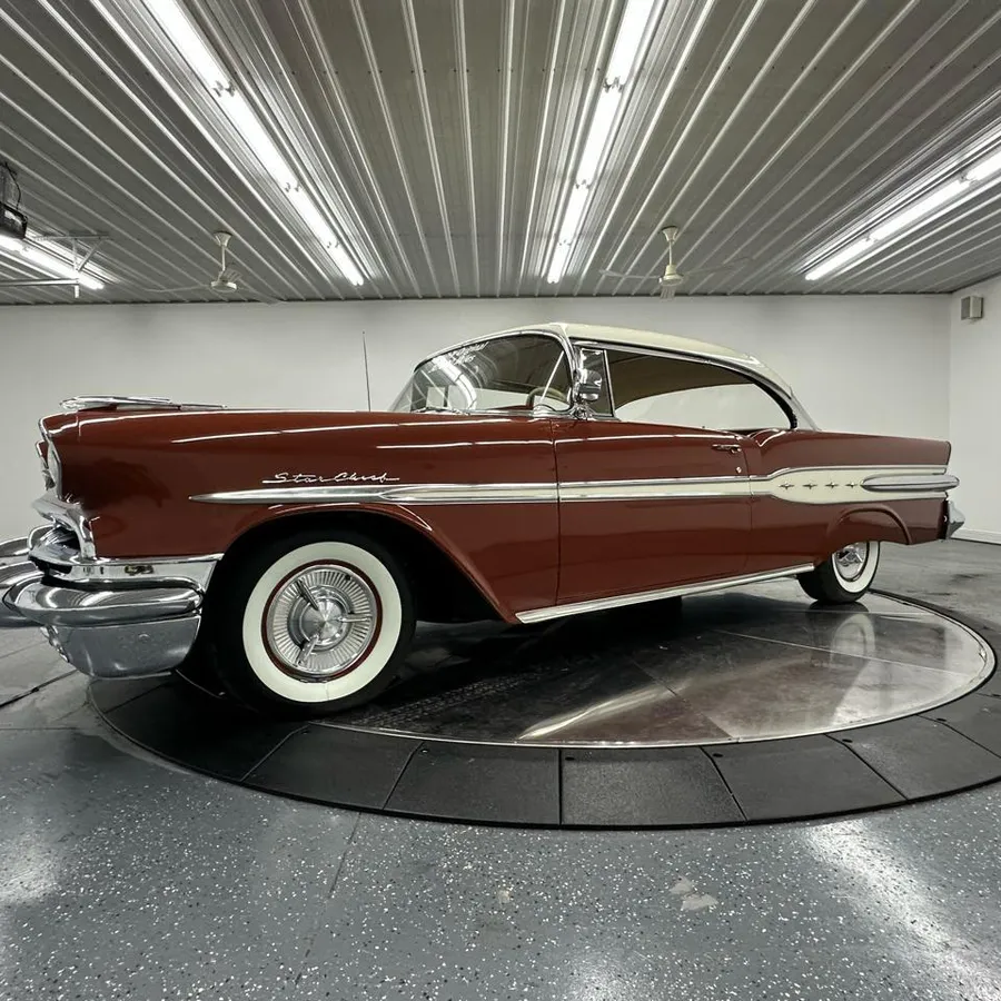 ざきんとん 1957 Pontiac Starchief Classic Car Clarence, Iowa | Hemmings