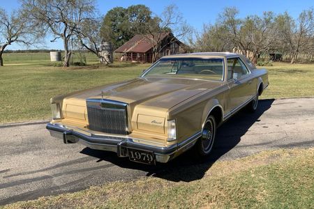 Lincoln Continental For Sale | Hemmings