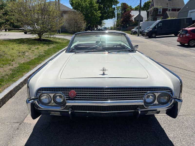 1961 Lincoln Continental