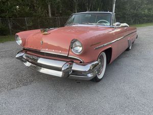 1955 Lincoln Capri