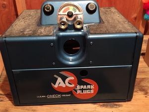 AC Spark Plug cleaner and indicator, model A