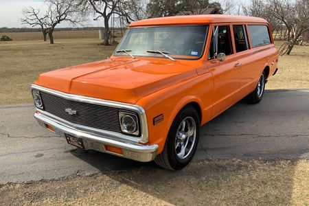 Chevrolet Suburbans for Sale | Hemmings