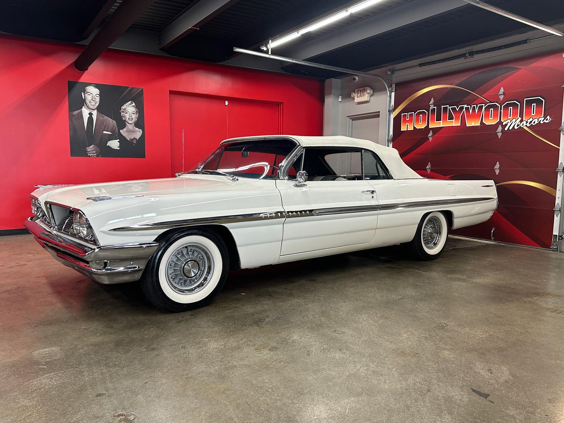 1961 Pontiac Starchief Bonneville
