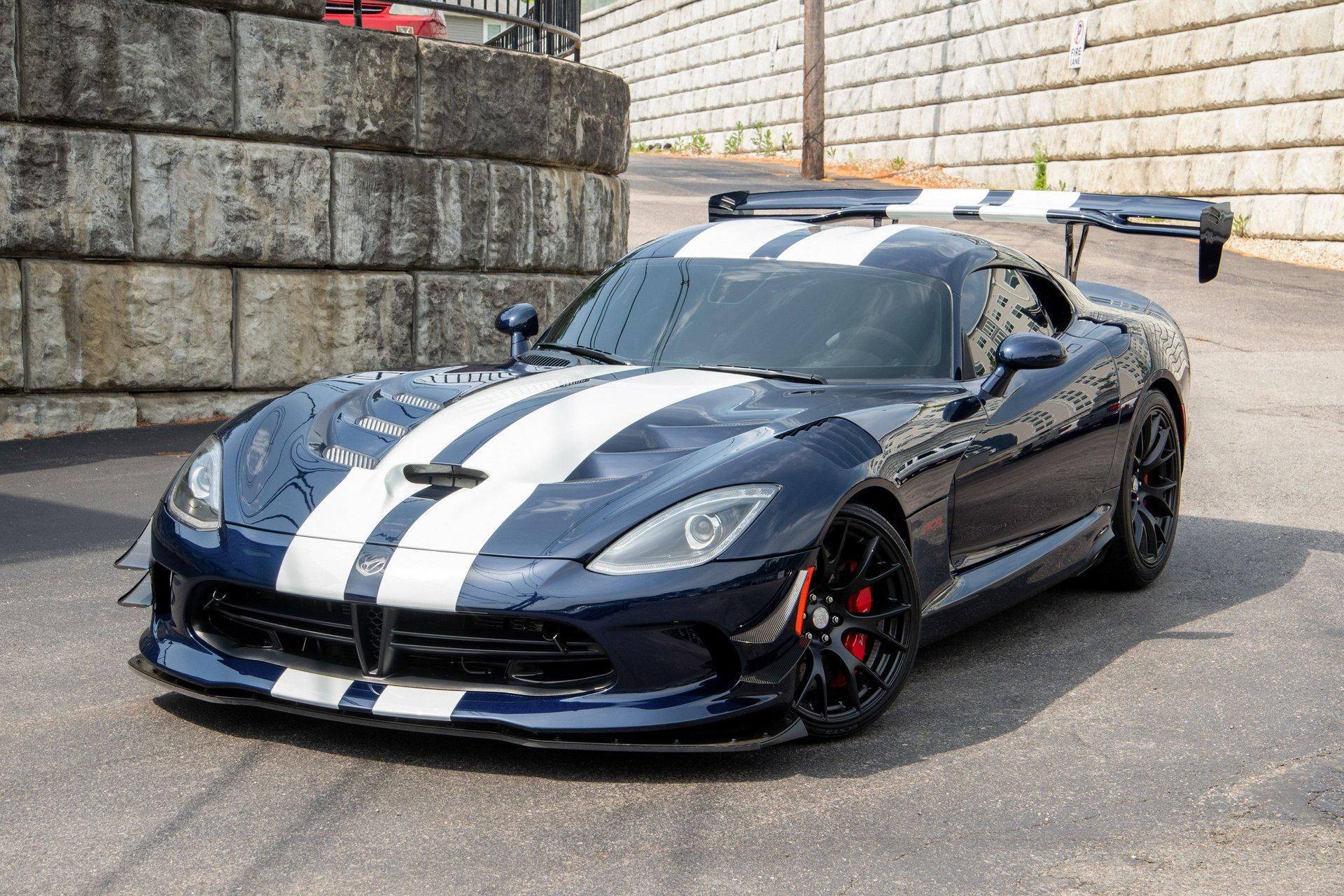 2016 Dodge Viper