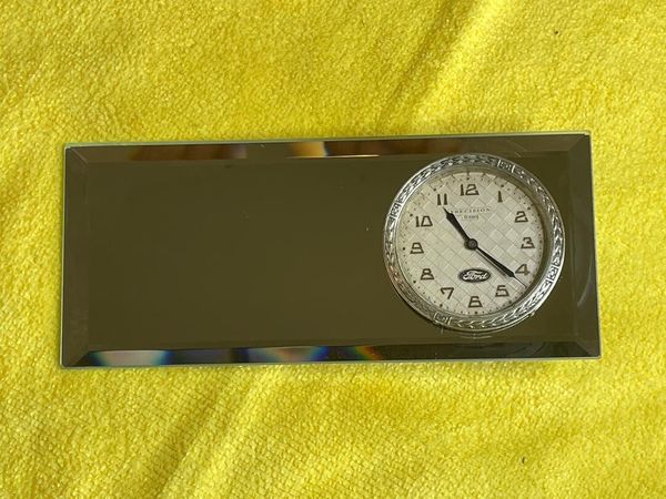 1933 1934 Ford Sandoz Vuille Backwind Mirror clock