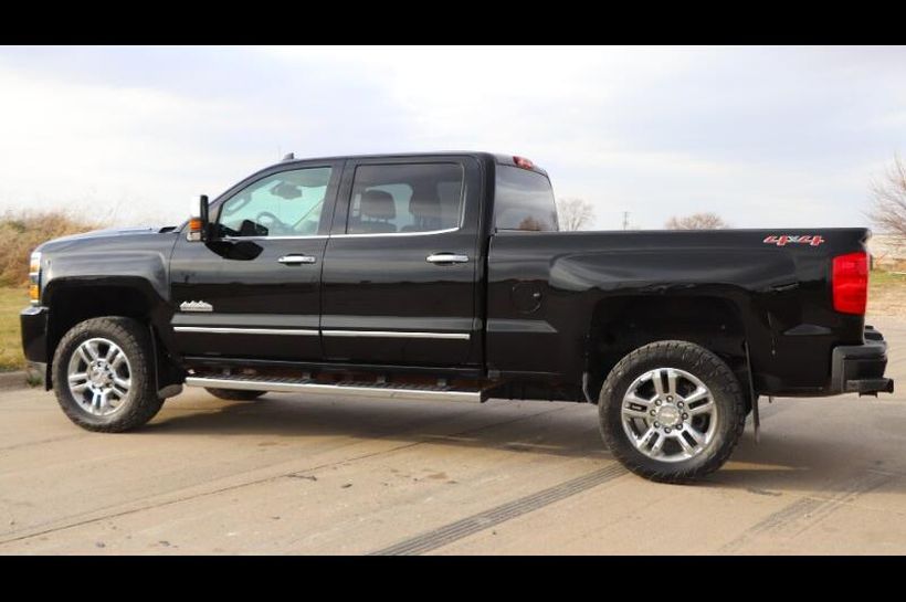 2017 Chevrolet Silverado 2500hd Truck Clarence, Iowa 