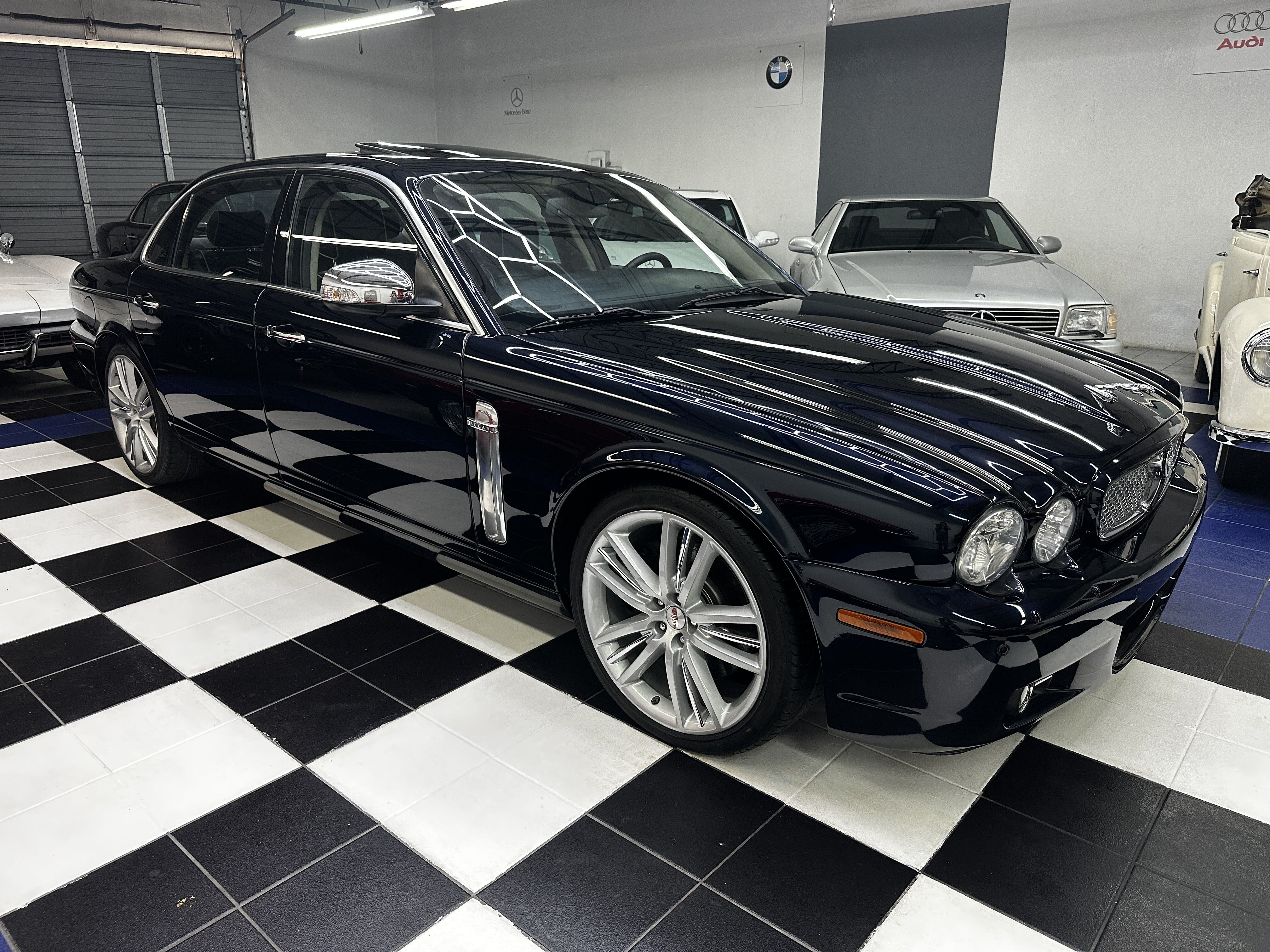 2009 Jaguar XJ