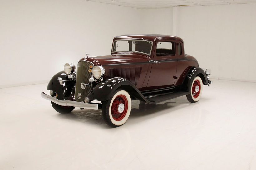 1933 Plymouth Deluxe 2047831 Maroon Light Brown