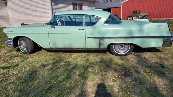 1957 Cadillac Coupe deVille