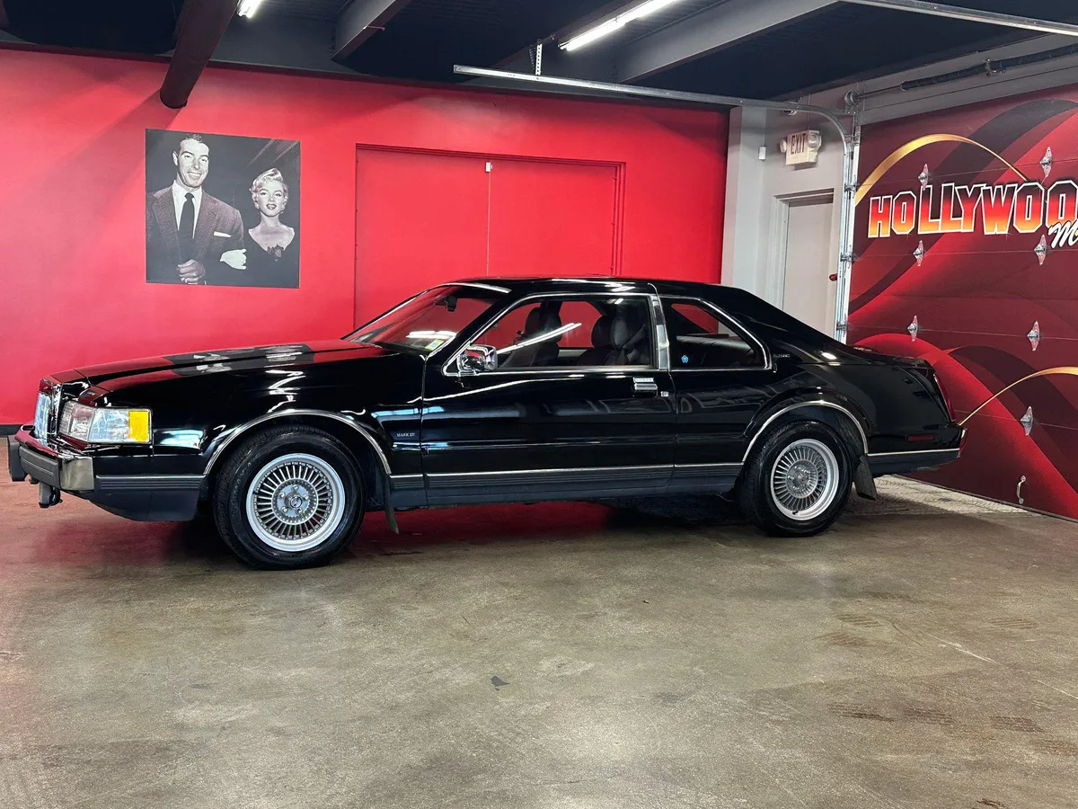 Lincoln Mark VII