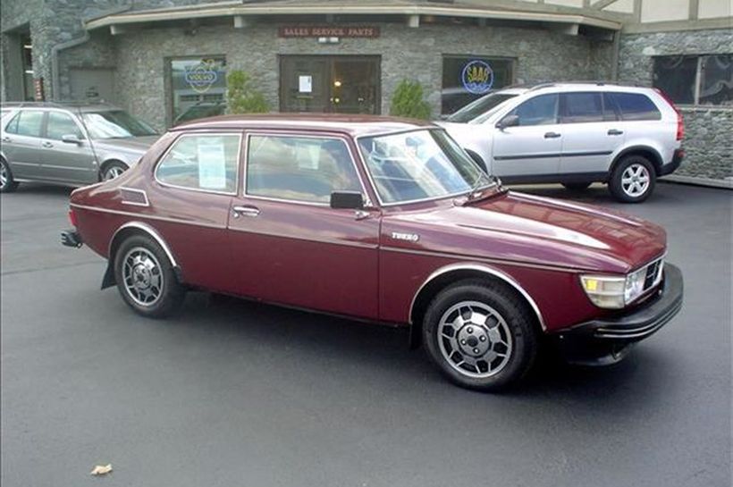 1977 Saab 99 99771028934 Cardinal Red Metalic Burgundy