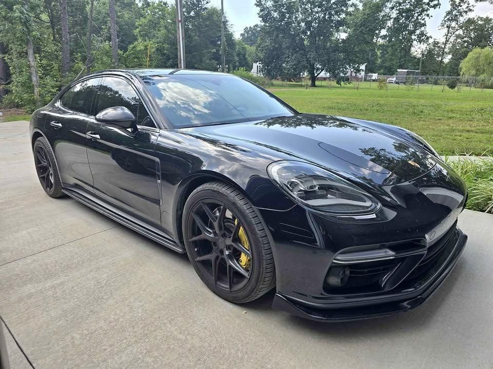 2017 Porsche Panamera