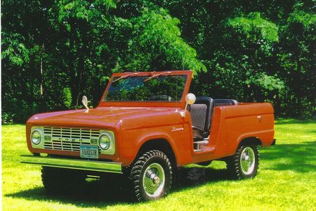 1966 Pink Ford Bronco, 1966 Classic Ford Bronco - Strawberry Moon