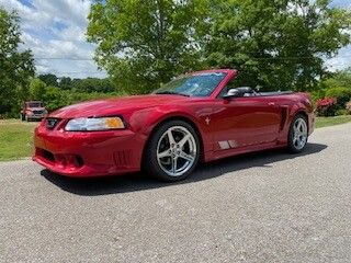 2000 Ford Mustang