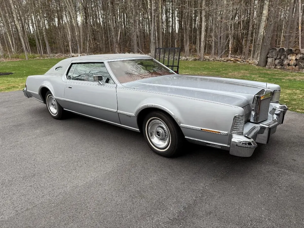1975 Lincoln Mark IV